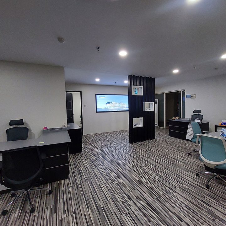 Office The Boulevard Apartment